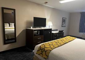 Baymont by Wyndham Port Arthur - Groves Area 5