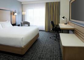 Fairfield Inn & Suites by Marriott Montreal Airport 4