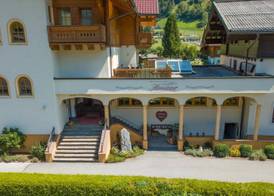 Landhaus & Appartementhaus Haussteiner 3
