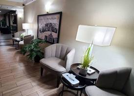 Super 8 by Wyndham Sterling Heights/Detroit Area 2