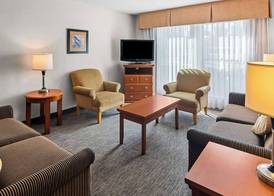 Best Western PLUS Langley Inn 5