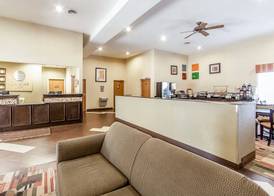Quality Inn & Suites Portsmouth 2