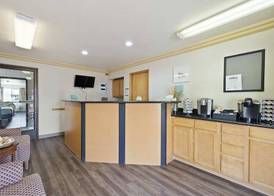 Garibaldi Inn at the Bay 3