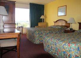 Cruise Port Inn 4