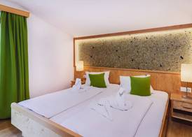 Panorama Hotel Guggenbichl - inkl Sommerkarte, einmaliger Eintritt ins Tauern Spa & bester Ausblick über Kaprun 4