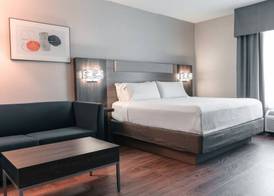 Holiday Inn Express & Suites KINGSTON CENTRAL by IHG 3
