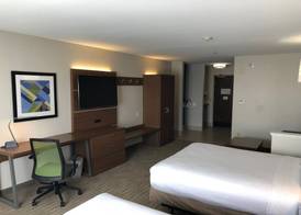 Holiday Inn Express & Suites ARLINGTON (I-20-PARKS MALL) by IHG 4