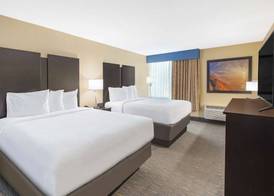 Days Inn & Suites by Wyndham Grand Rapids Near Downtown 4