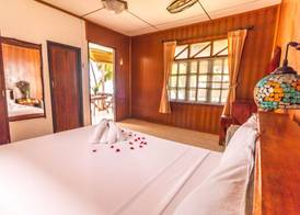 Shangrilah Bungalow 4