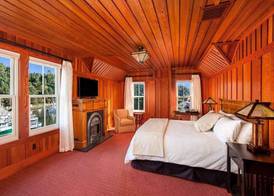 Noyo Harbor Inn 4