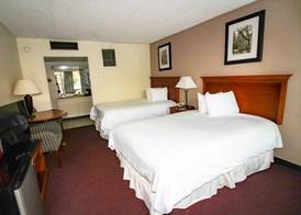 Newburgh Inn 3