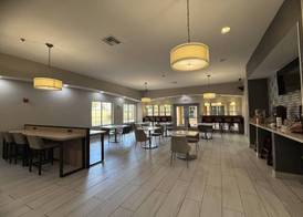 La Quinta Inn & Suites by Wyndham Albuquerque Midtown 3