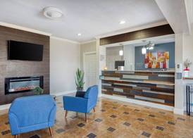 SureStay Hotel by Best Western Terrell 2