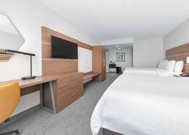 Holiday Inn Express & Suites MOORE by IHG 4