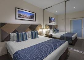 Wyndham Hotel Melbourne 5