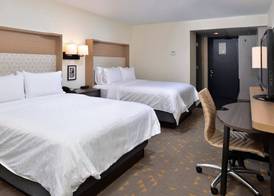 Holiday Inn & Suites OVERLAND PARK-CONV CTR by IHG 3