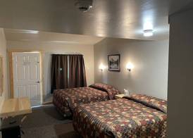 Hooks Hideaway Motel 3