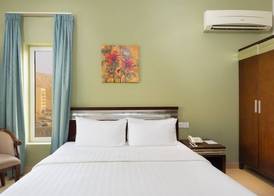 Saffron Hotel and Lounges 3