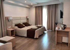 Hostal La Cigüeña 3