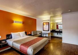 Motel 6 Manteca CA 2