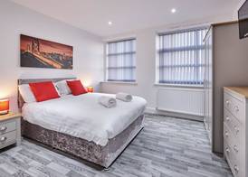 Winter Gardens Service Apartments 2 2