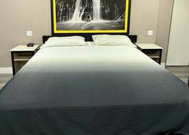 Super 8 by Wyndham Visalia 5