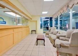 Days Inn by Wyndham Waynesboro 3