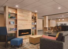 Country Inn & Suites by Radisson, Mt. Pleasant-Racine West, WI 4