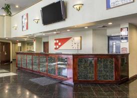 Clarion Hotel & Conference Center Ronkonkoma MacArthur Airport 2