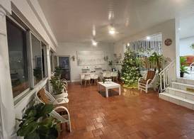 The Monteray Hotel 4