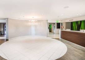 Quality Inn & Suites By the Parks 2
