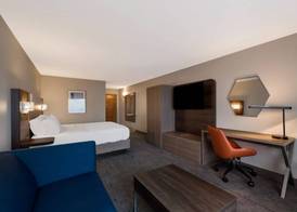 Holiday Inn Express & Suites THE VILLAGES by IHG 4