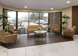 Wingate by Wyndham Troy 5