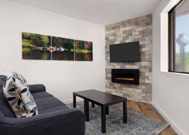 Days Inn by Wyndham Sarnia Harbourfront 2