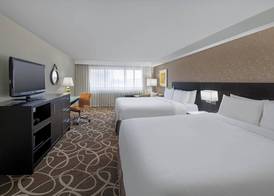 Crowne Plaza KITCHENER-WATERLOO by IHG 4