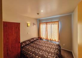 Bealey Avenue Motel 3