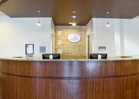 Comfort Suites Minot South 5