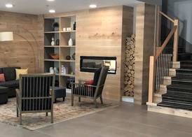 Country Inn & Suites by Radisson, Stone Mountain, GA 2