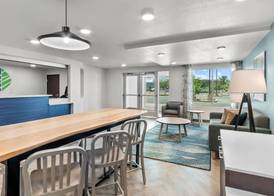 WoodSpring Suites Tucson Medical Center 4