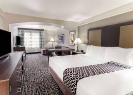 La Quinta by Wyndham Seguin 4