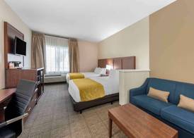 Comfort Suites Tulare Sequoia Gateway 4
