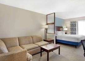 Best Western Plus Crossroads Inn & Suites 5
