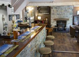 Fox And Hounds Llancarfan 2