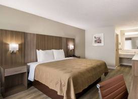 Quality Inn Emporia 2