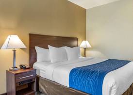 Comfort Inn & Suites Orange County John Wayne Airport 5