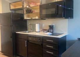 Extended Studio Hotel Ontario 4