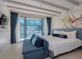 Hotel Tide Phuket Beachfront 5
