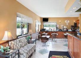 Super 8 by Wyndham Chicago/Rosemont/O'Hare/SE 2