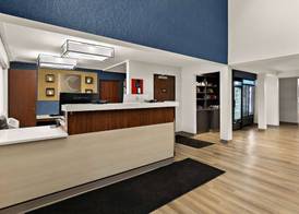 Comfort Inn & Suites Fremont 3