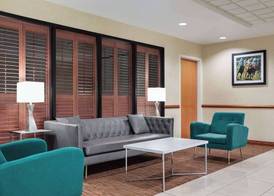 Wingate by Wyndham Louisville East 4